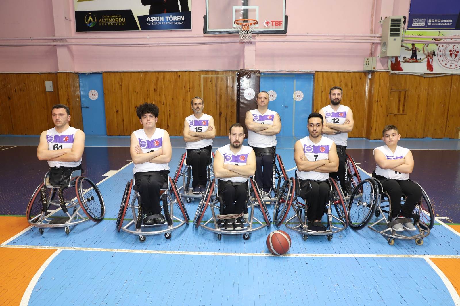  BÜYÜKŞEHİR SÜPER LİG YOLUNDA DOLU DİZGİN